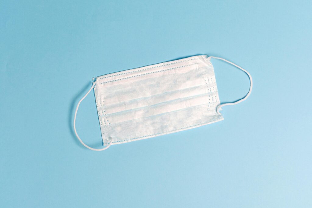 picture of a disposable mask